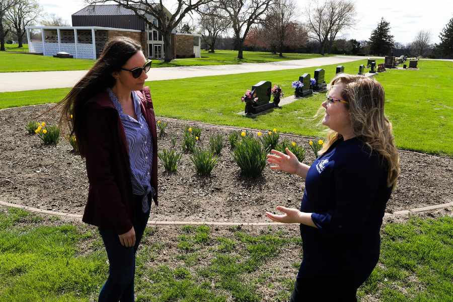 Cemetery Socializing Etiquette