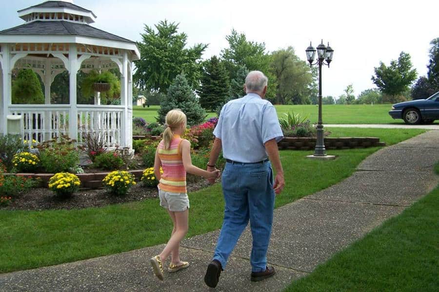 How Children Should Pay Respects At A Cemetery