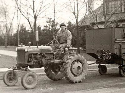 Jim Darby pulling his patented Econofill dump trailer
